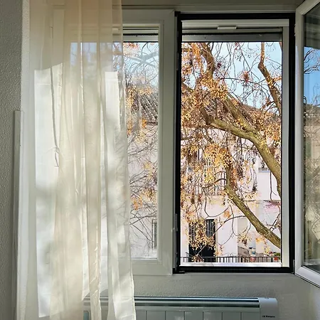Centrico Junto Al Rio Genil Apartment Granada